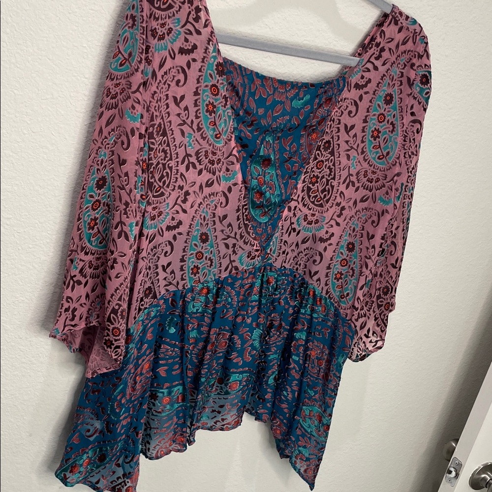 Floreat Bohemian Velvet Burnout Women's Top EUC Size Large